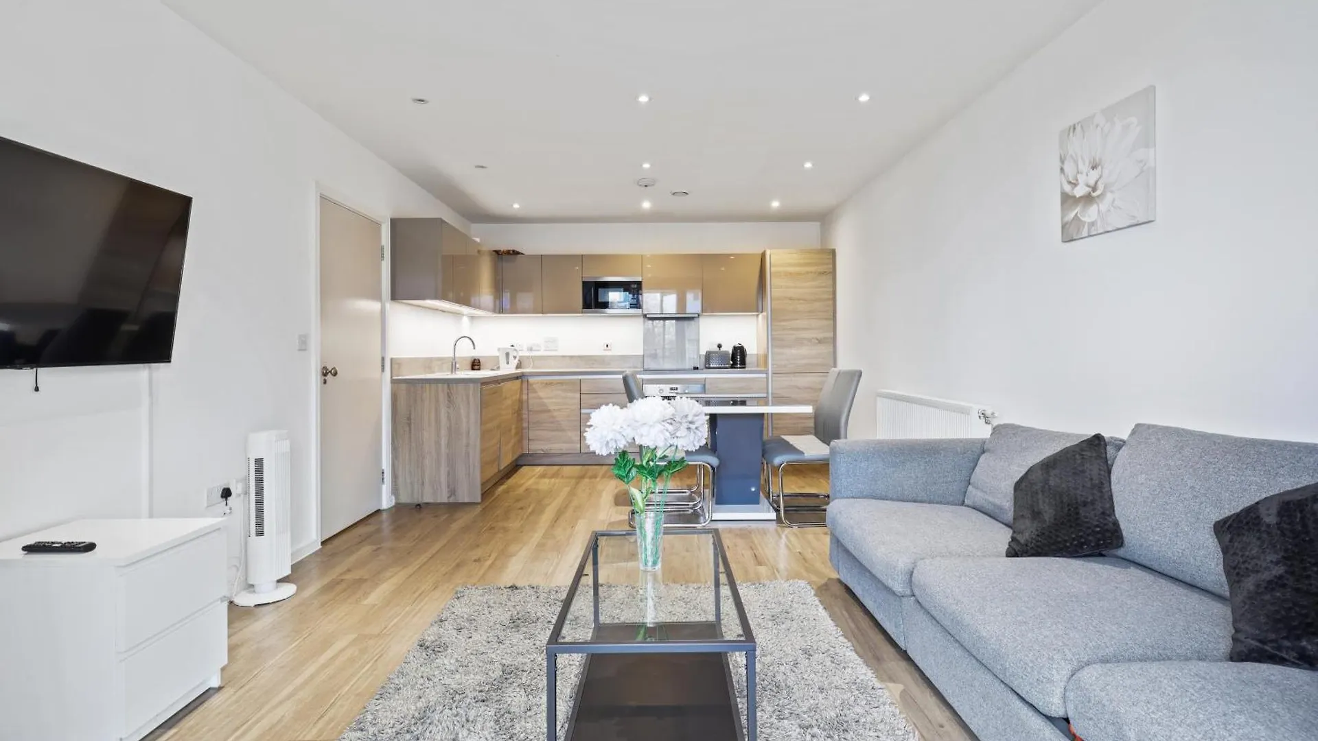 Canning Town Apartment location
